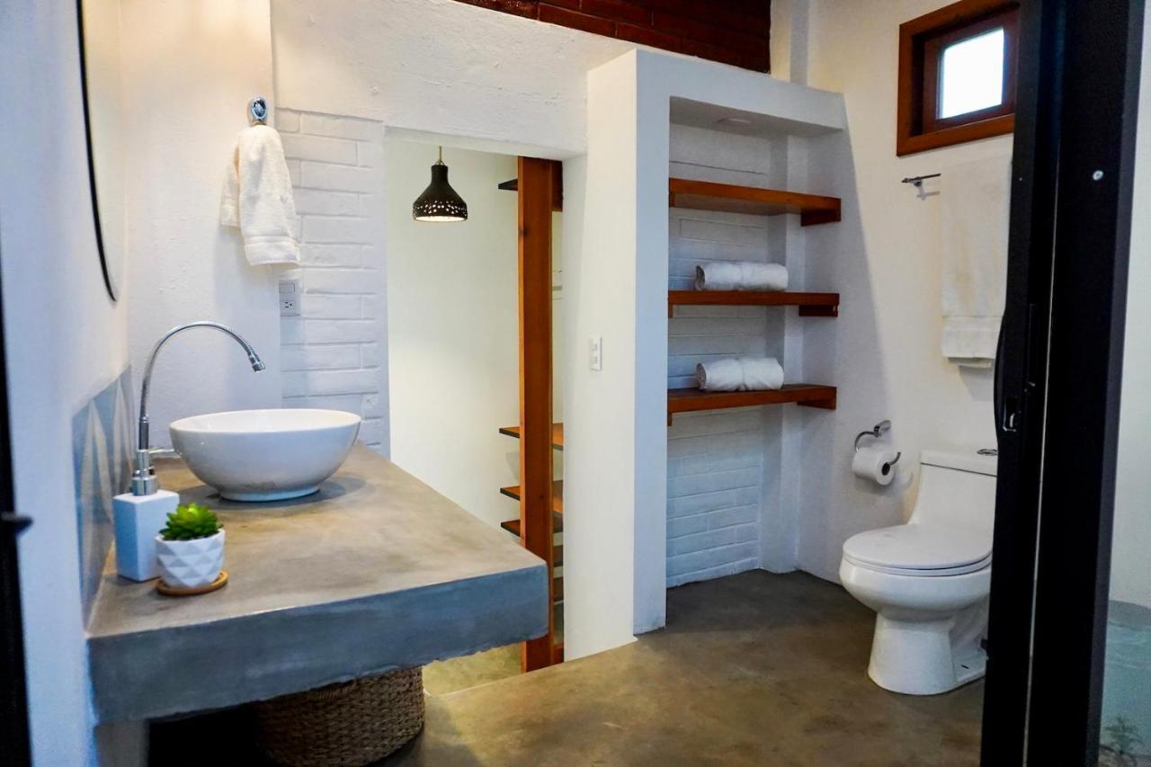 فيلا Miramar Surfcamp Puerto Sandino المظهر الخارجي الصورة